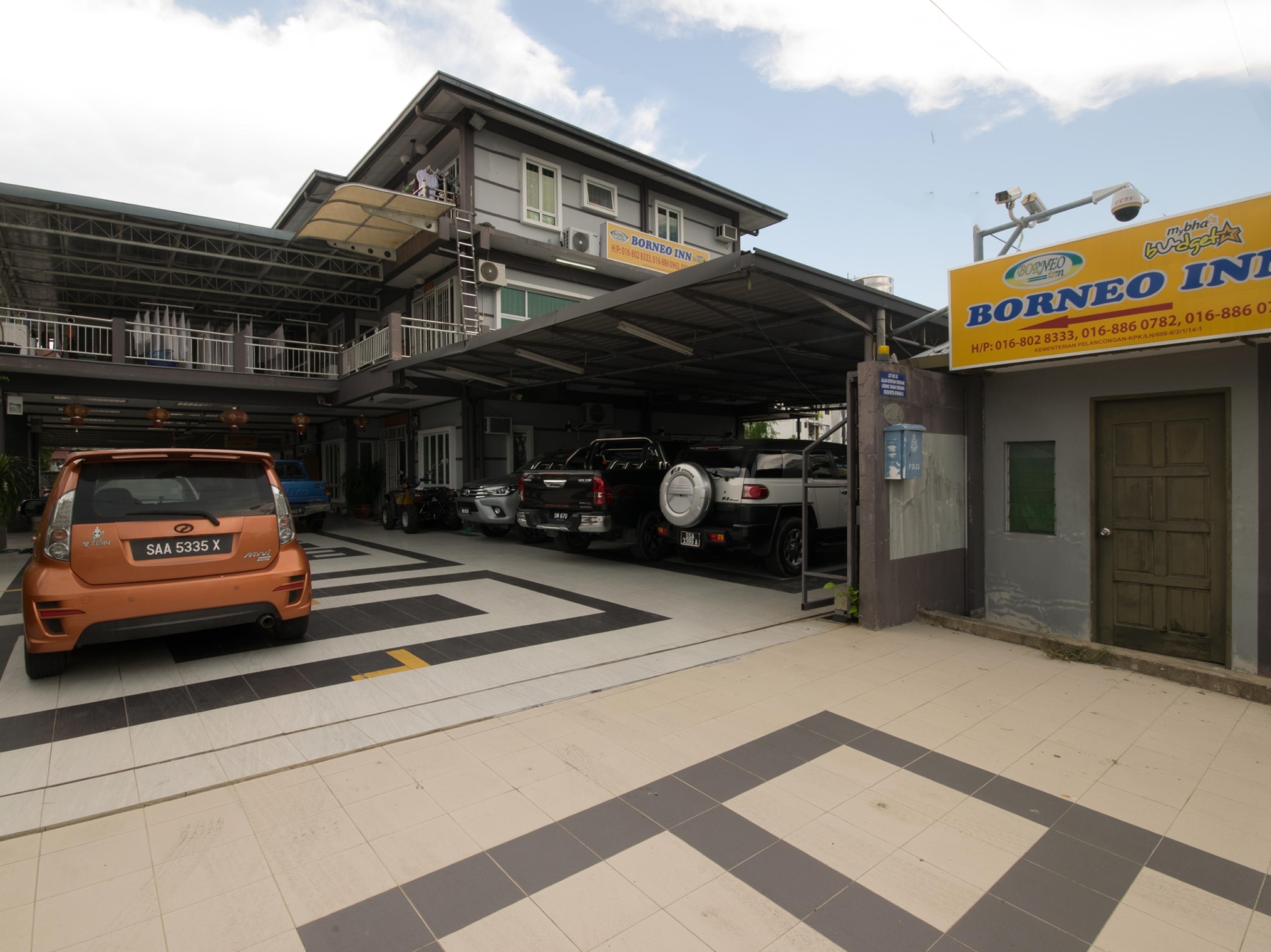 Borneo Inn Kota Kinabalu Exterior photo